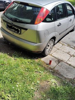 Ford focus 1.6 - 2