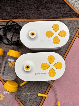 Elektrická odsávačka Medela Pump in style max flow - 2