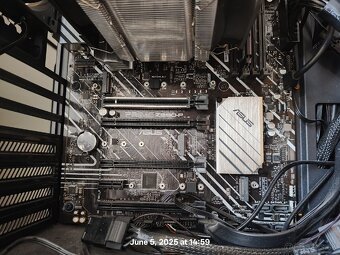 Intel core i5 12600k + GRÁTIS KOMPLET PC DDR5 - 2