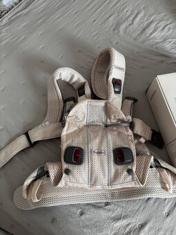 BabyBjörn Carrier One Air nosič 0-3 roky - 2