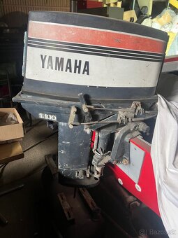 Predám 2 valcový motor Yamaha 30 electric - 2