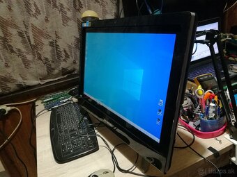 AIO Lenovo 22“ FHD. Dotyková obrazovka. SSD 512GB. 16GB. - 2