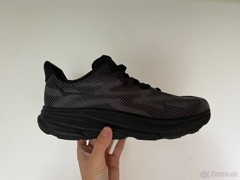 HOKA Clifton 9 velkost 44 - 2