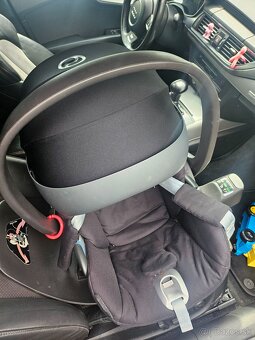 Vajicko cybex s izofixom - 2