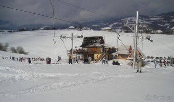 Tatrapoma lyžiarsky vlek H 130 a F10 a snežný ratrak - 2