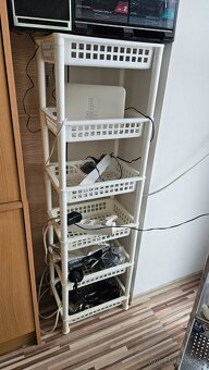 Plastove stojany - 2