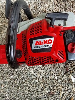 Benzínová motorová píla - 2