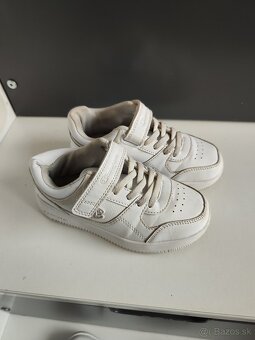 Dievčenské tenisky veľ 29 - 2