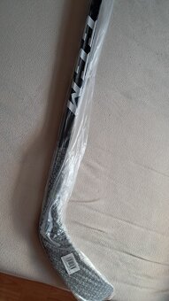 Hokejka CCM Ribcor Trigger 3D Sr. - PRAVÁ, 85, P30 - 2