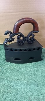 Žehličky,mlynčeky liatinové - 2