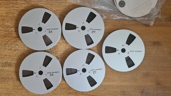 2 x AGFA PEM 368 na kovové cívce 18 cm v archivní krabičce - 2