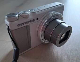 Olympus STYLUS XZ-10 - 2