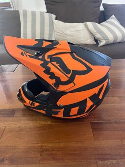 Motocross prilba. - 2