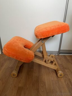 Stolicka klakacka - 2