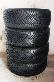 HANKOOK...6-7MM...4-SEASONS..CELOROČNA...SADA.....205/55 r16 - 2