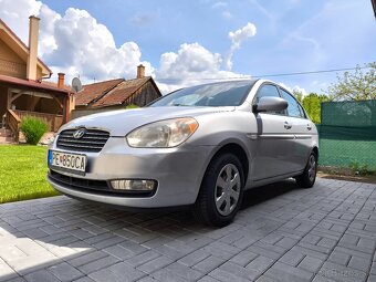 Hyundai ACCENT - 2