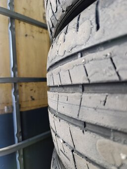 Pirelli Pzero 235/35 R19 - 2