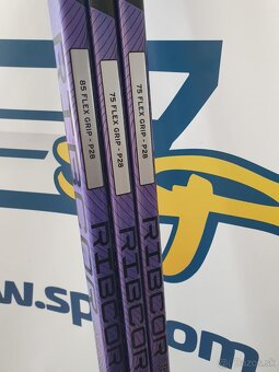 hokejka profi rady CCM TRIGGER8pro - lavačka p28 - 2
