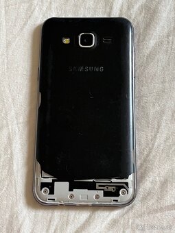 Mobil Samsung Galaxy J5 - 2
