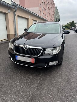 Škoda superb 2.0 Tdi 103kw combi elegance - 2