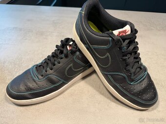 Predám DVA PÁRY TENISIEK NIKE - nové, obuté 1x, veľkosť 46 - 2