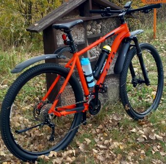 Predám nový horský bike 29"kolesá top stav záruk - 2