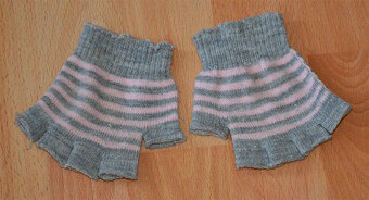 Detske rukavice a saly, rozne velkosti a ceny - 2