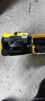 Predám nivelacny pristroj - 2