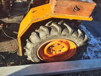 rozpredam malotraktor na diely - 2