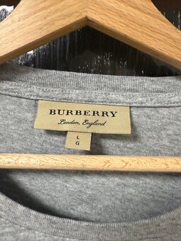 Burberry sivé tricko - 2