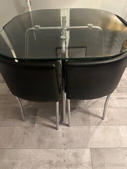 Jedálenský stôl a stoličky - 2