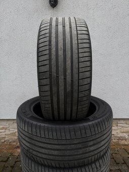 285/45 R21 Letné MICHELIN - 2
