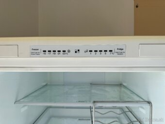 SAMSUNG RB29FSRNDWW - 2