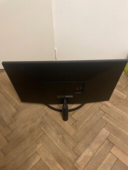 Monitor LG 75HZ 32 palcový - 2