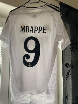 Dres Mbappe - 2