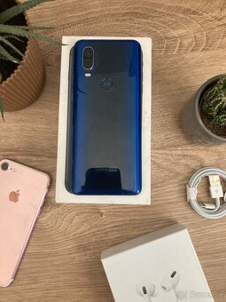 Motorola Moto One Vision – Modrá | Plne funkčný | 50 € - 2