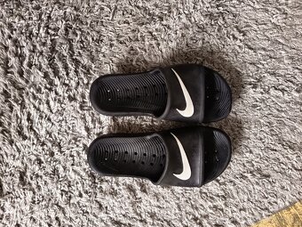 Šlapky NIKE - 2