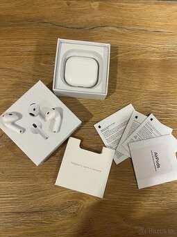 AirPods 4 - 2