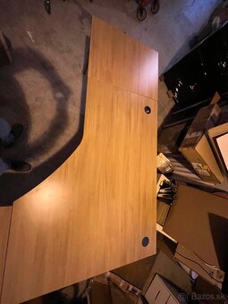 Rohový kancelársky stôl Kinnarps - 2