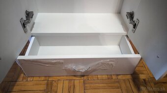 Skrinka do kúpelne - 2