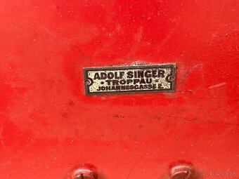 starozitny trezor -pokladnica - 2