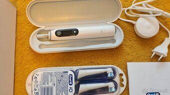 Zubna kefka Oral-B iO 7 - 2