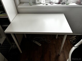 Pracovný stolík - 2