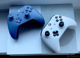 Xbox One S+dva ovládače+hry - 2