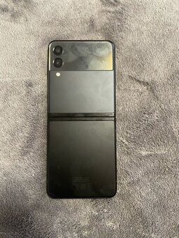 Z Flip 3 - 2
