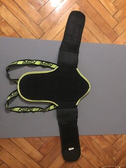 chránič chrbta - 2