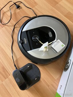 iRobot Roomba i7 - 2