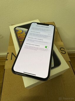 iPhone XS – 64 GB, Strieborný - 2