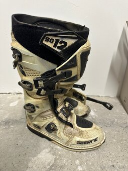 Predam pouzivane Gaerne SG12 vel.46 - 2