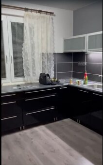 PREDÁM KOMPLET KUCHYŇU + SPOTREBIČE - 2